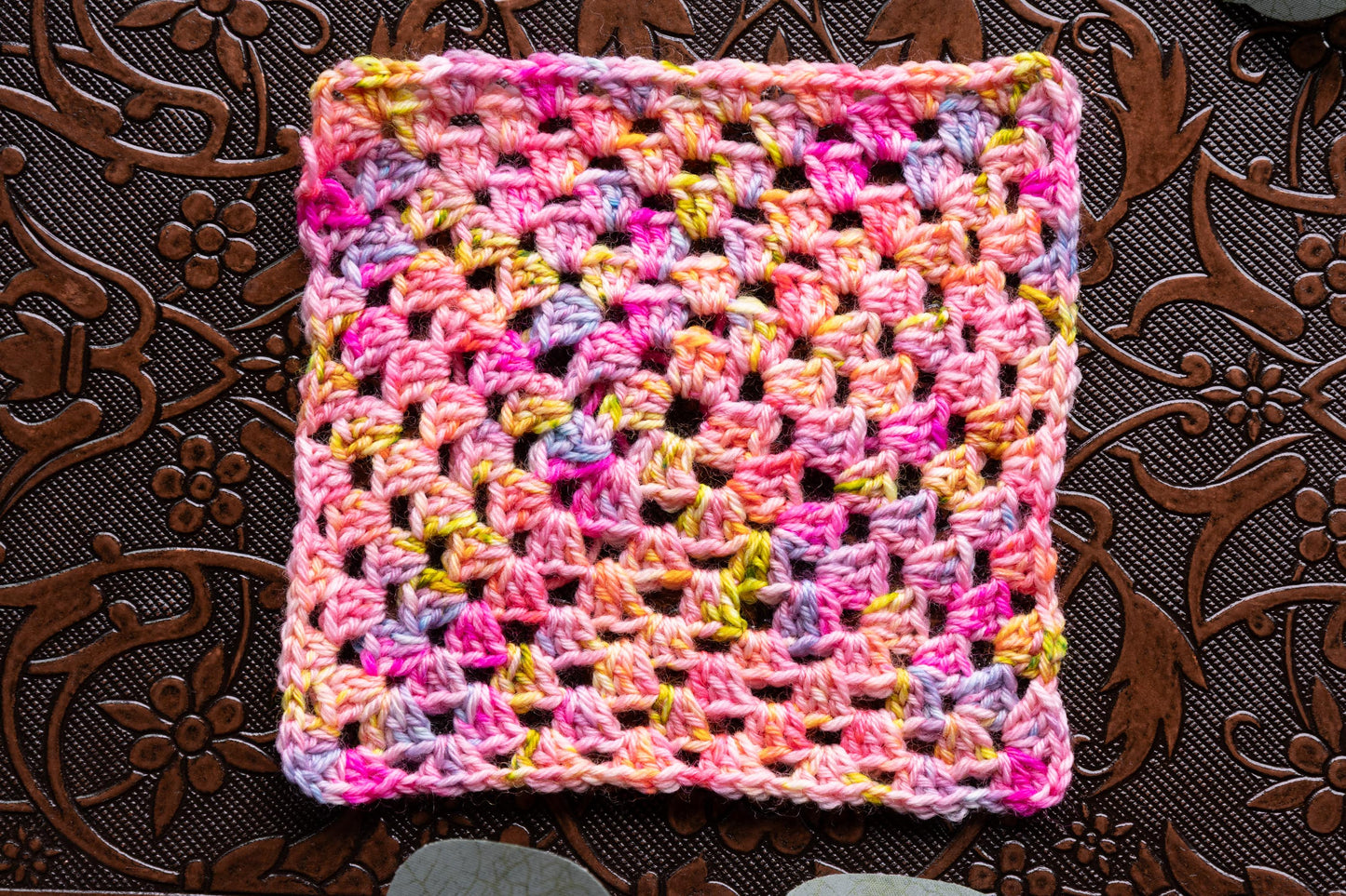 Petal Charm - Mini Sheep - Worsted Weight