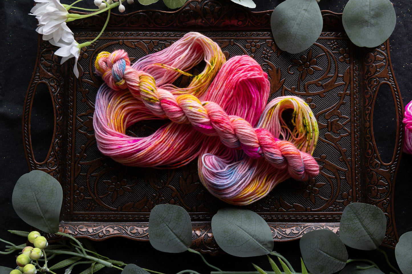 Petal Charm - Mini Sheep - Worsted Weight