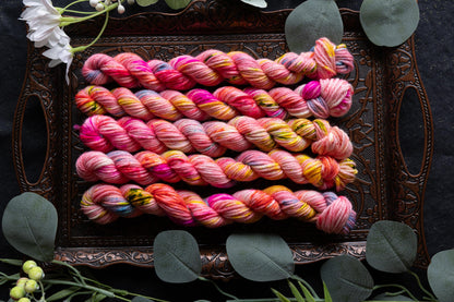 Petal Charm - Mini Sheep - Worsted Weight