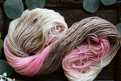 Neapolitan - Silk Sheep - DK Weight